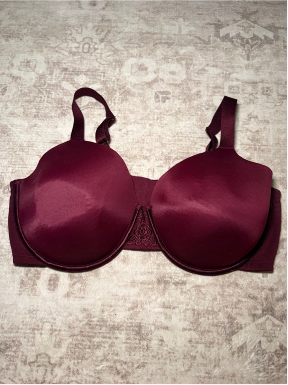 Vanity Fair Maroon 40DD Bra